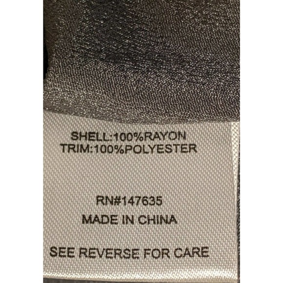 Romeo + Juliet Couture Tunic Off Shoulder - Picture 6 of 7